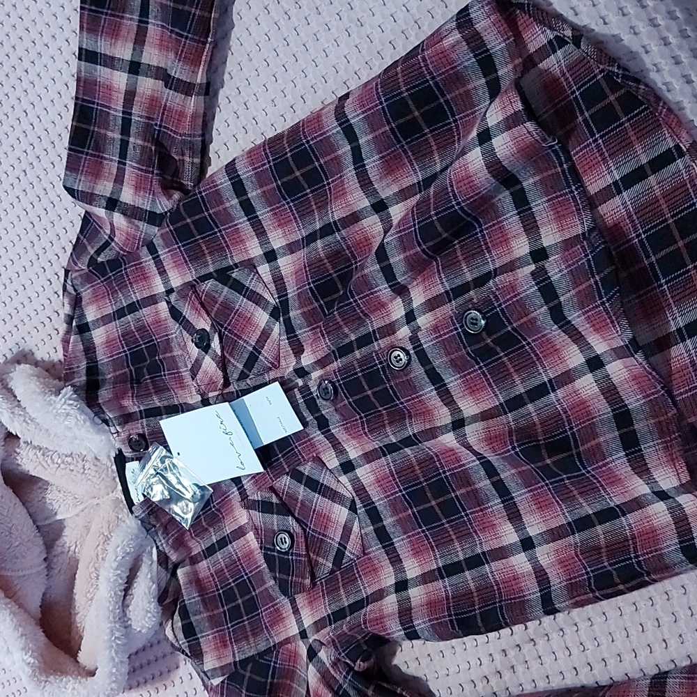 Girl's brand new shirt